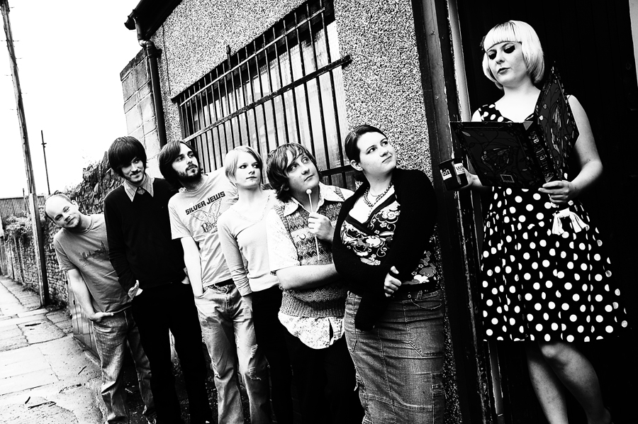 Imagen destacada de noticia: The School, de gira en Inglaterra con THE BOY LEAST LIKELY TO